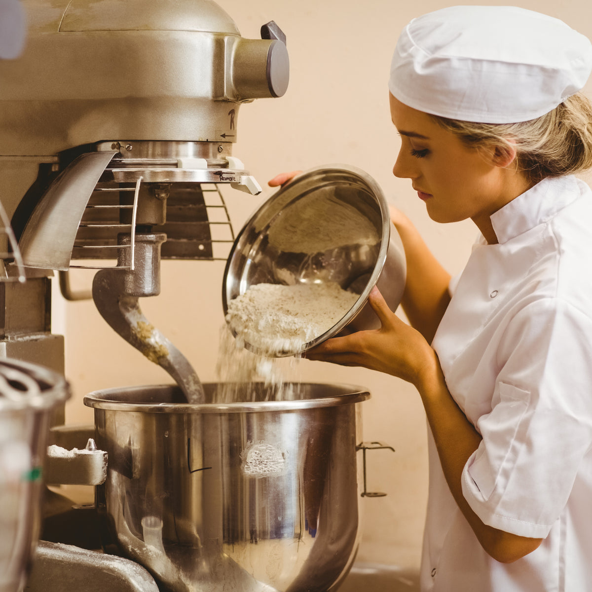 Choose a Commercial Mixer to Fit Your Bakery