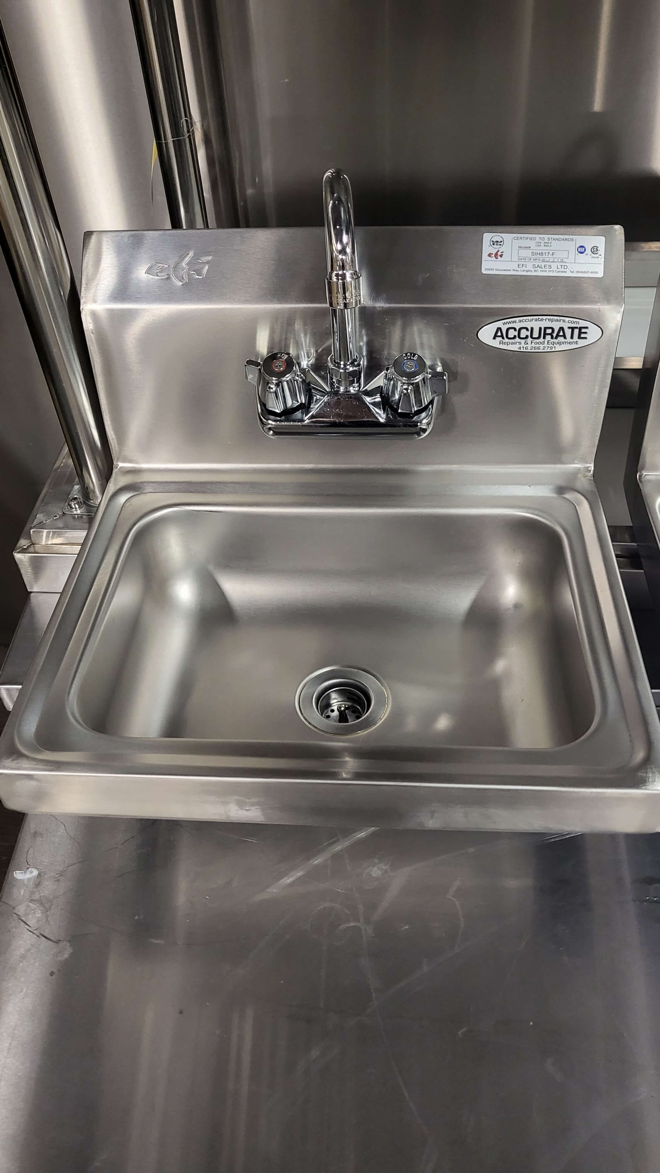 Thumbnail - EFI SIH817-F Hand Sink with faucet