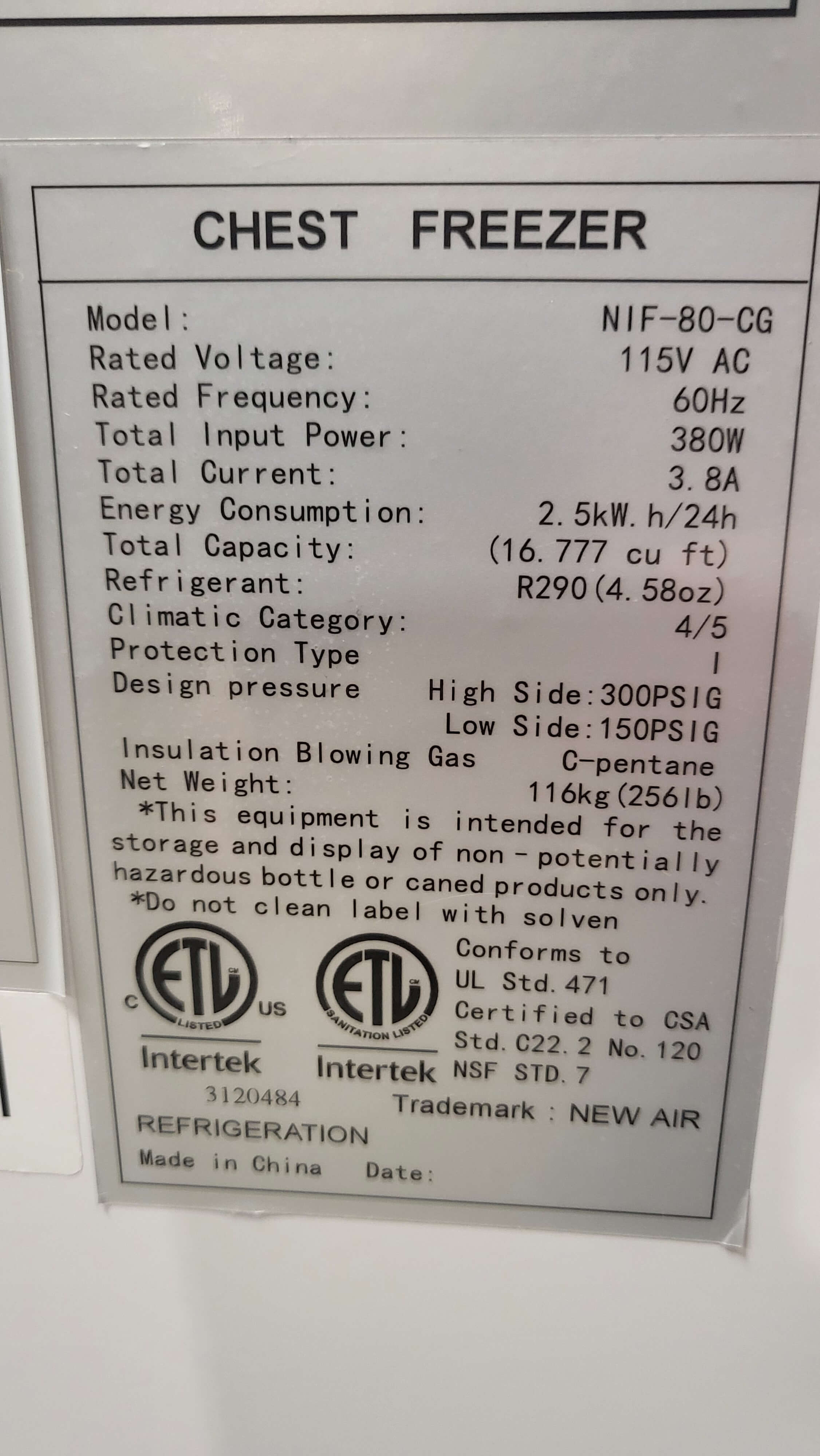 New Air NIF-80-CG Chest Freezer