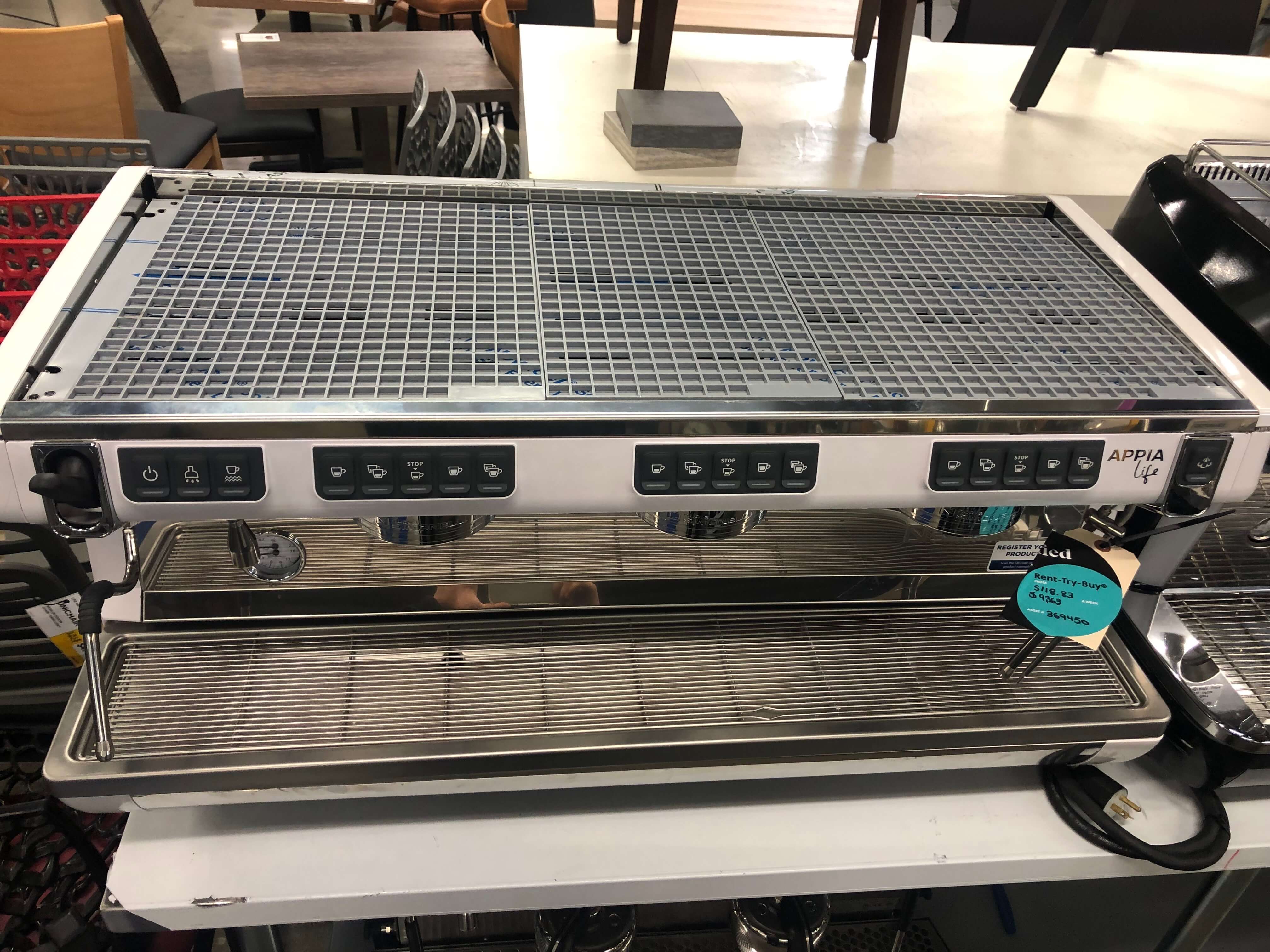 Nuova Simonelli Appia Life Coffee Machine 3 Group