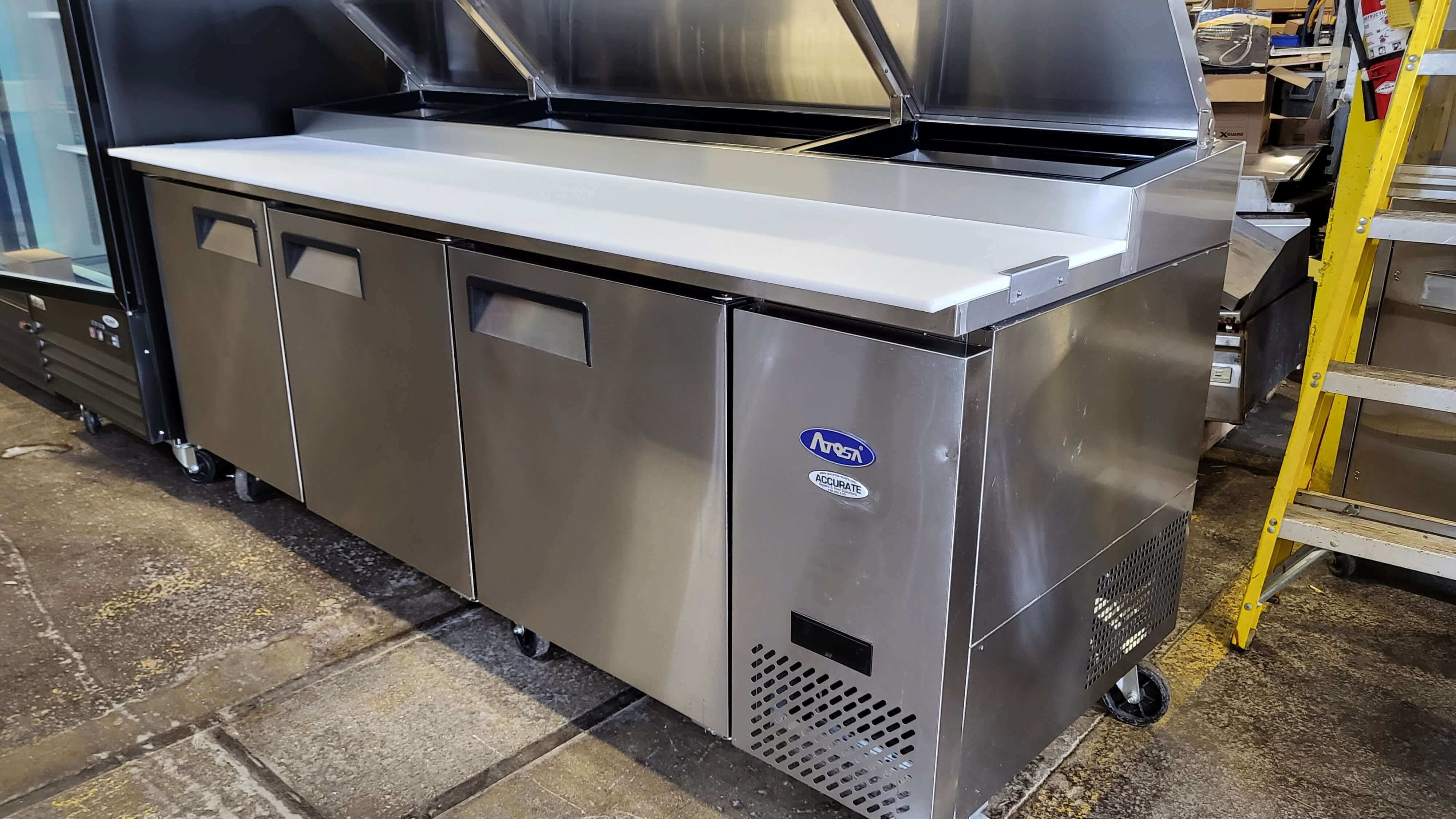 Thumbnail - Atosa MPF8203GR Pizza Prep Table