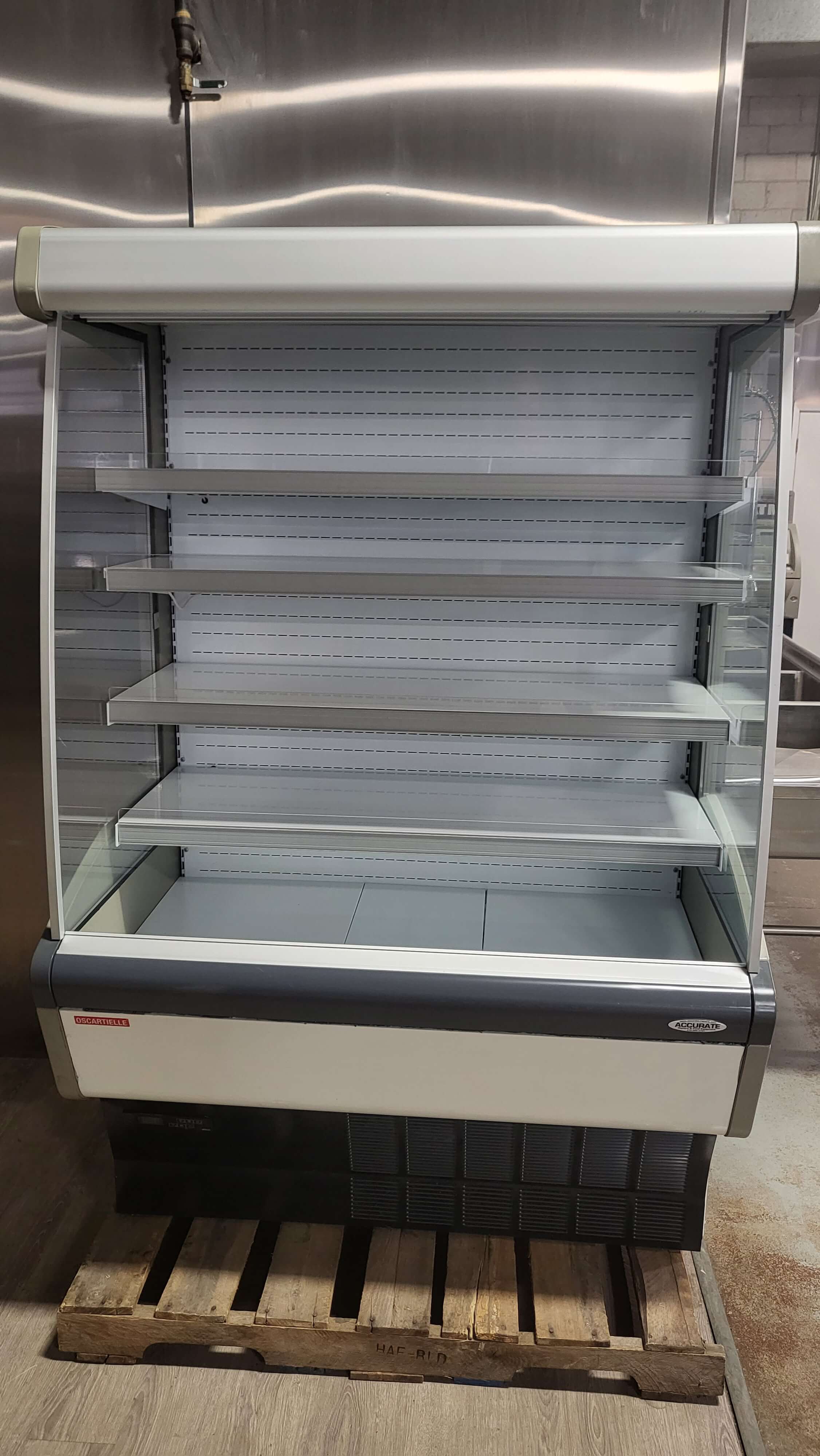 Arneg Minor Vertical Display Case