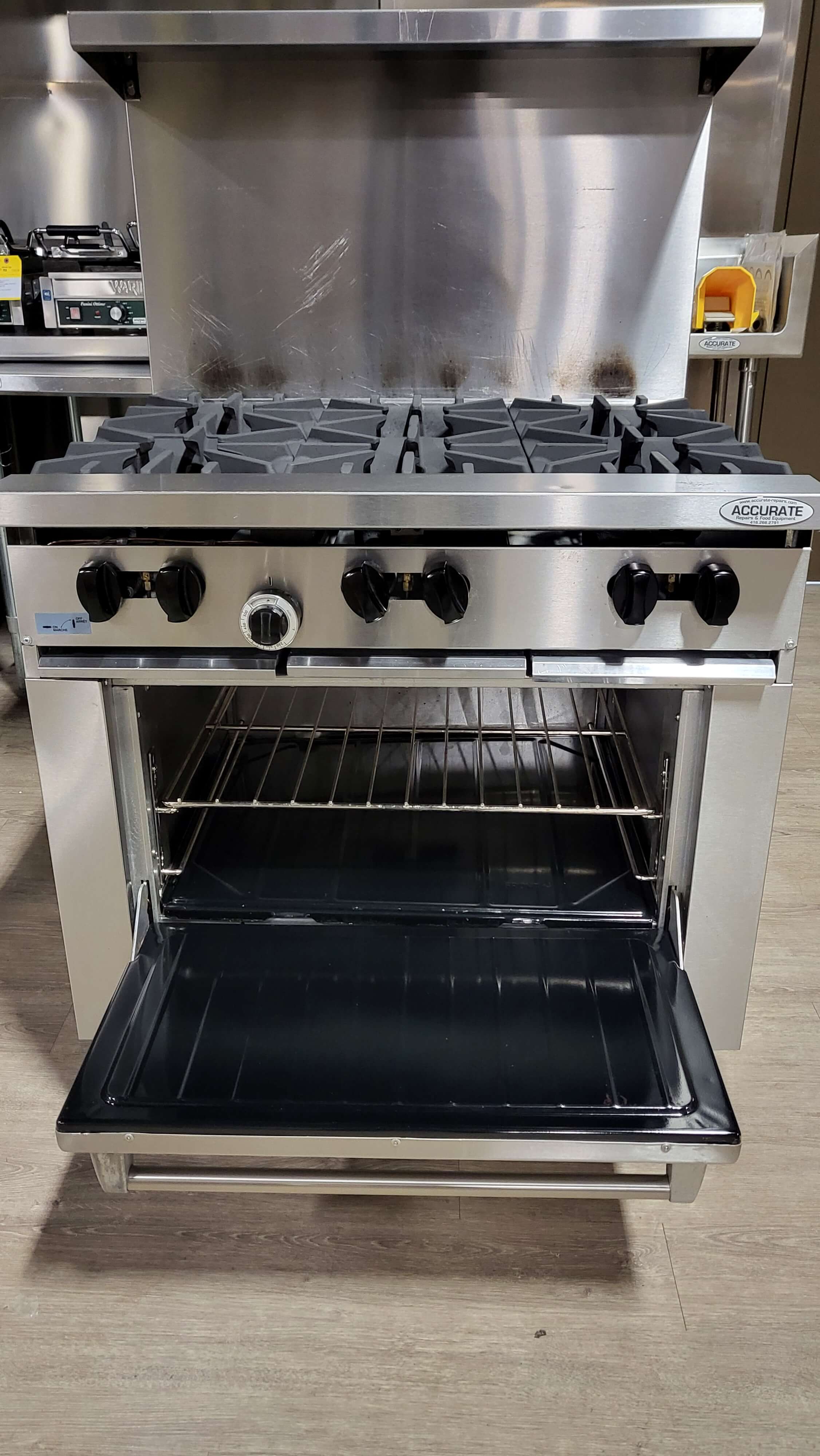 Thumbnail - Garland SunFire Series X36-6R Natural Gas 6 Burner 36 in Gas Range with Standard Oven