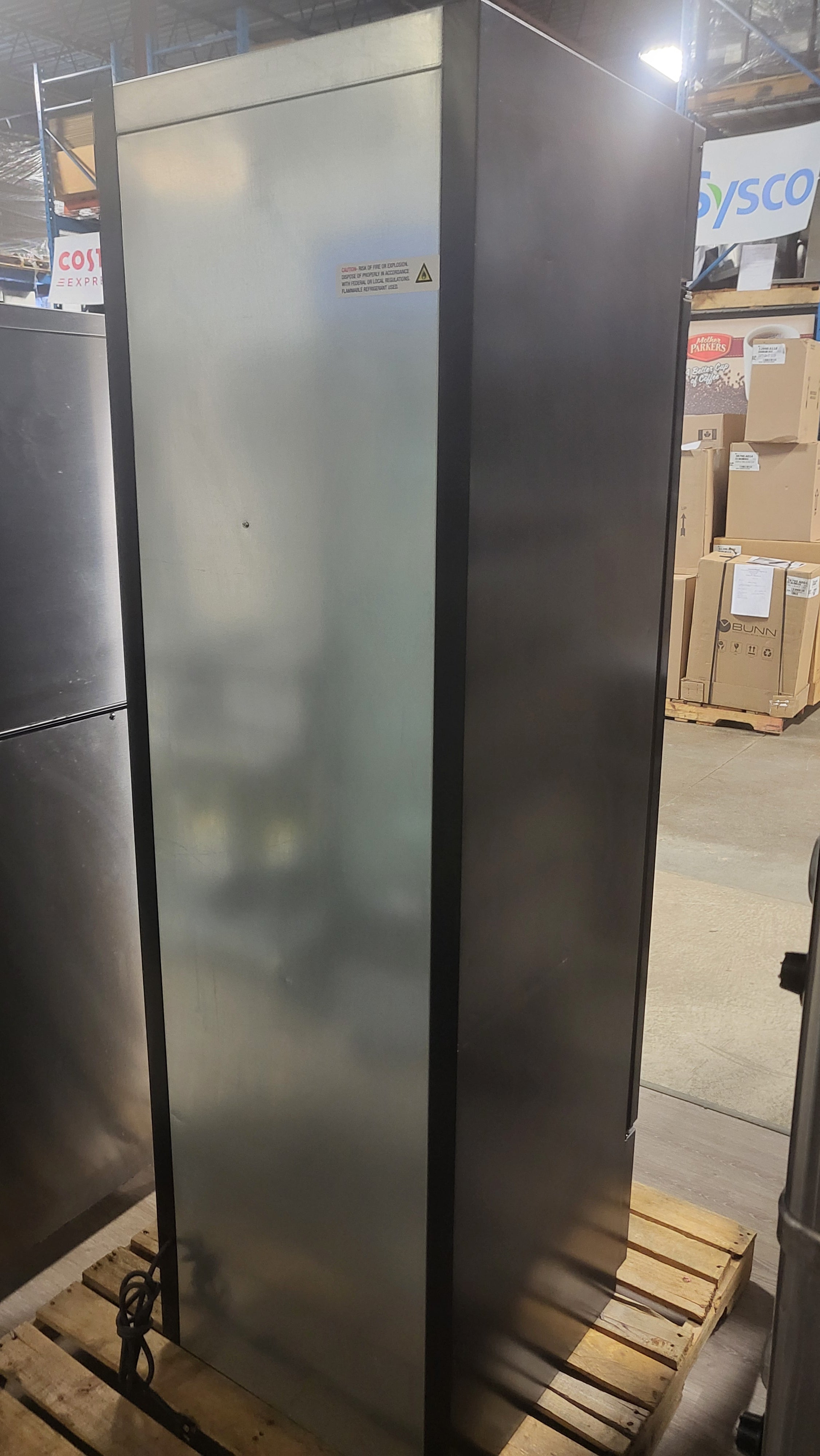 Thumbnail - Habco ESM18HC Single Glass Door Refrigerator