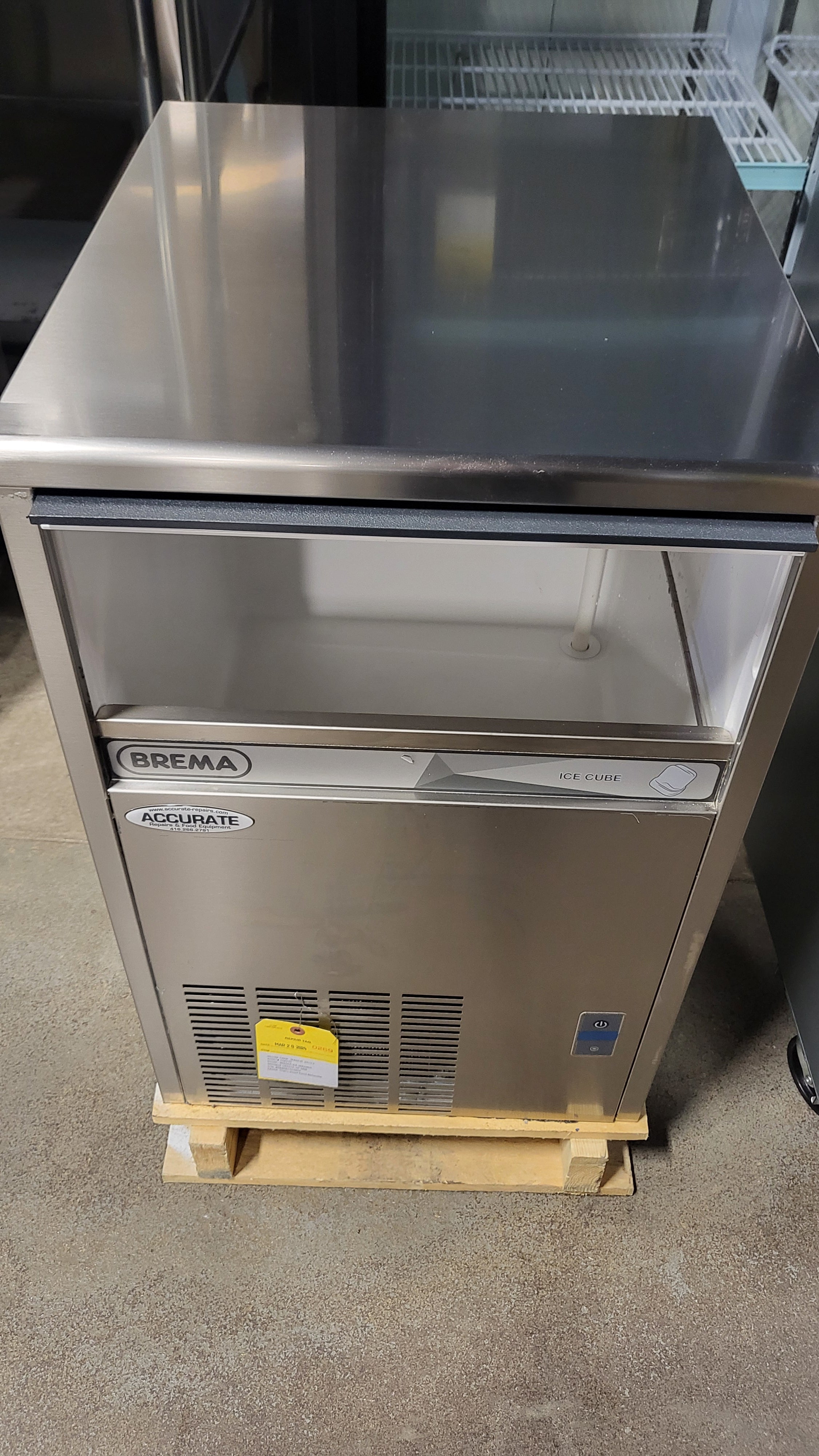 Brema CB425A HC USA Ice Maker With Bin