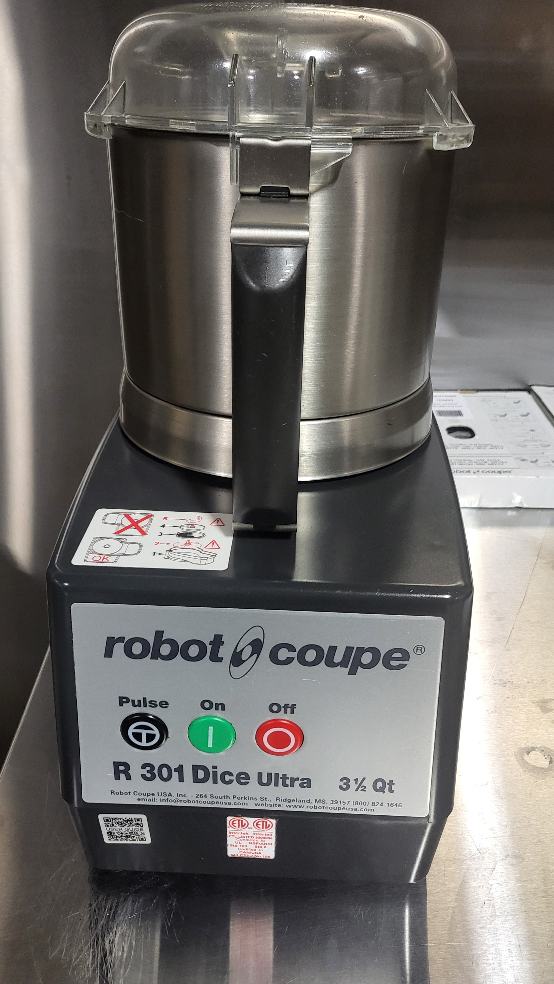 Robot Coupe R301-ULTRA-DICE Continuous Feed Food Processor / Dicer With 3.5 QT Stainless Steel Bowl