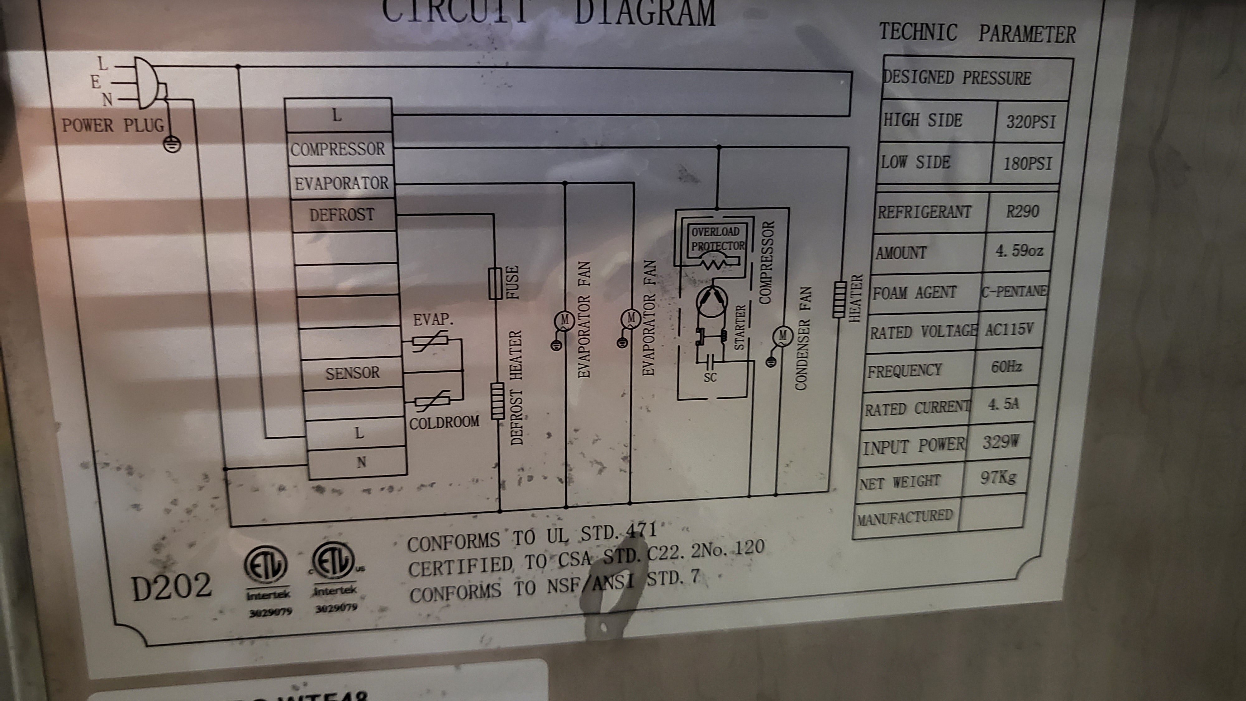 ibeecool iBC-WTF48 is a 48in worktop freezer