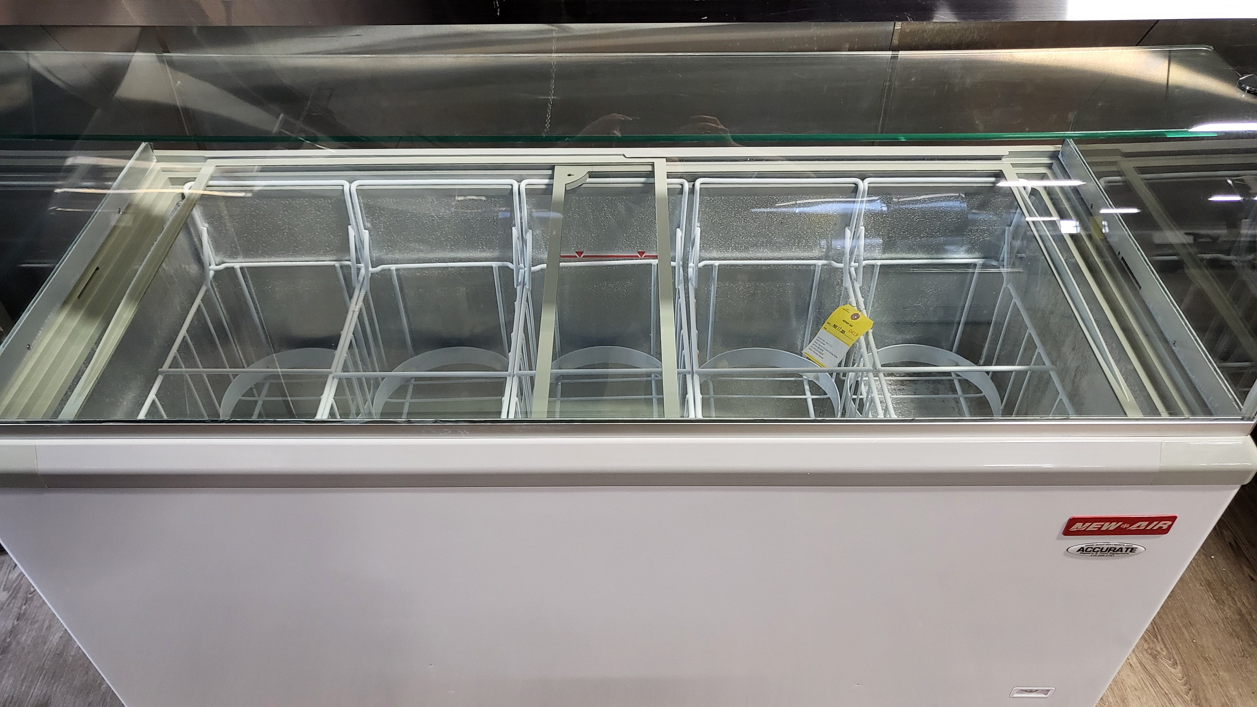 New Air NIF-60-DC Ice Cream Dipping Display Case