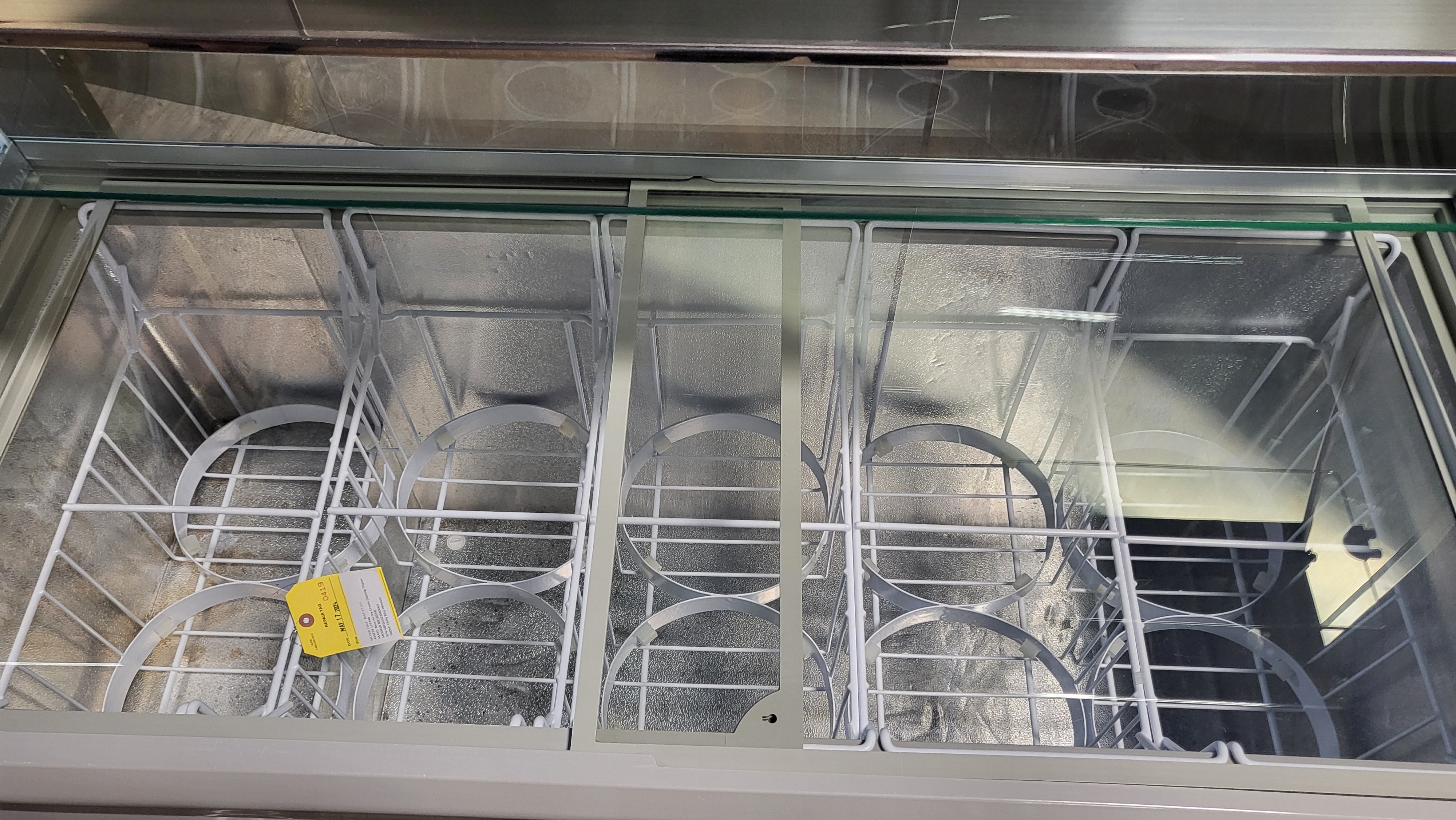 New Air NIF-60-DC Ice Cream Dipping Display Case