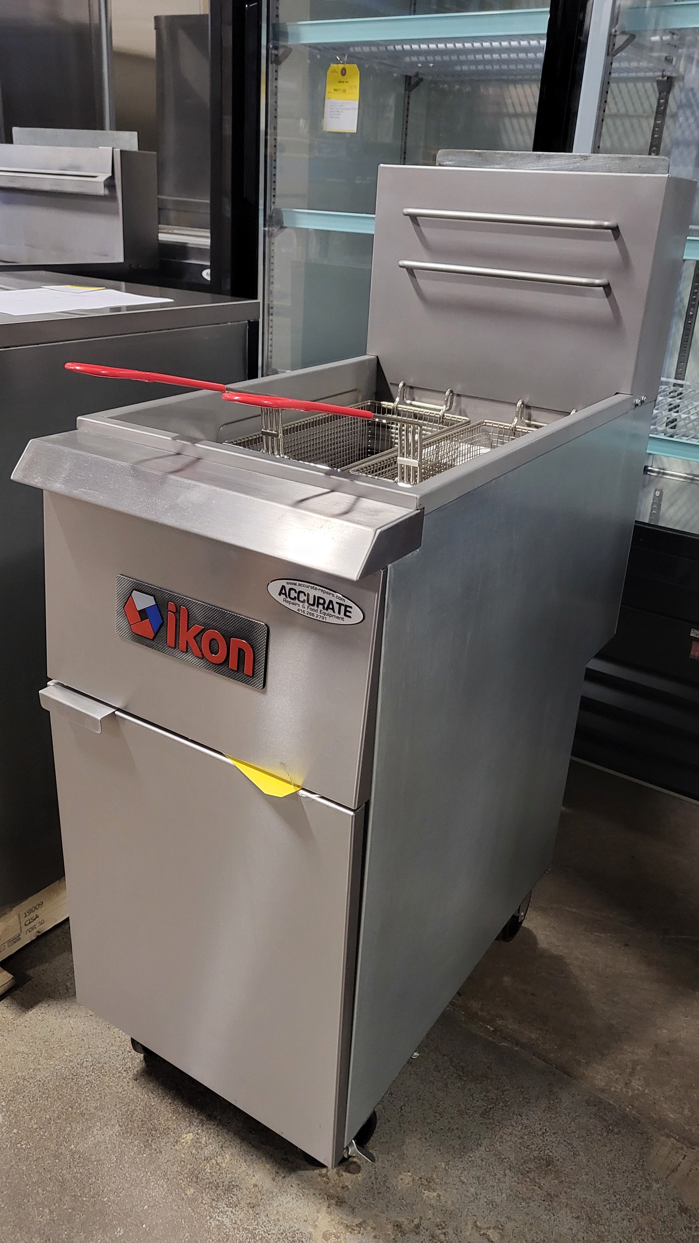Ikon IGF-40/50-NG Gas Floor Model Fryer