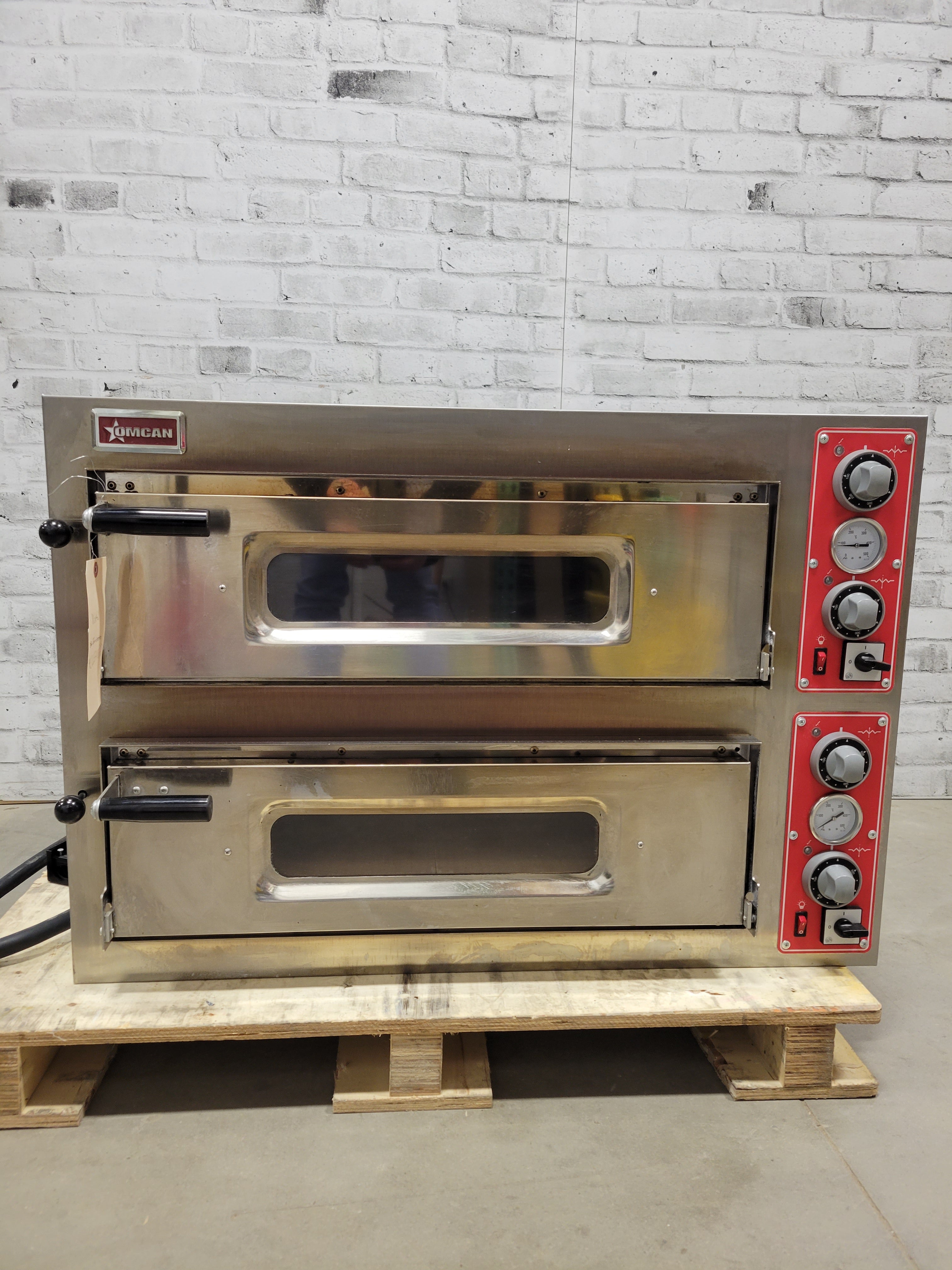 Thumbnail - Omcan Double Chamber Pizza Oven Entry PE-IT-0038-D/Max 8 Series