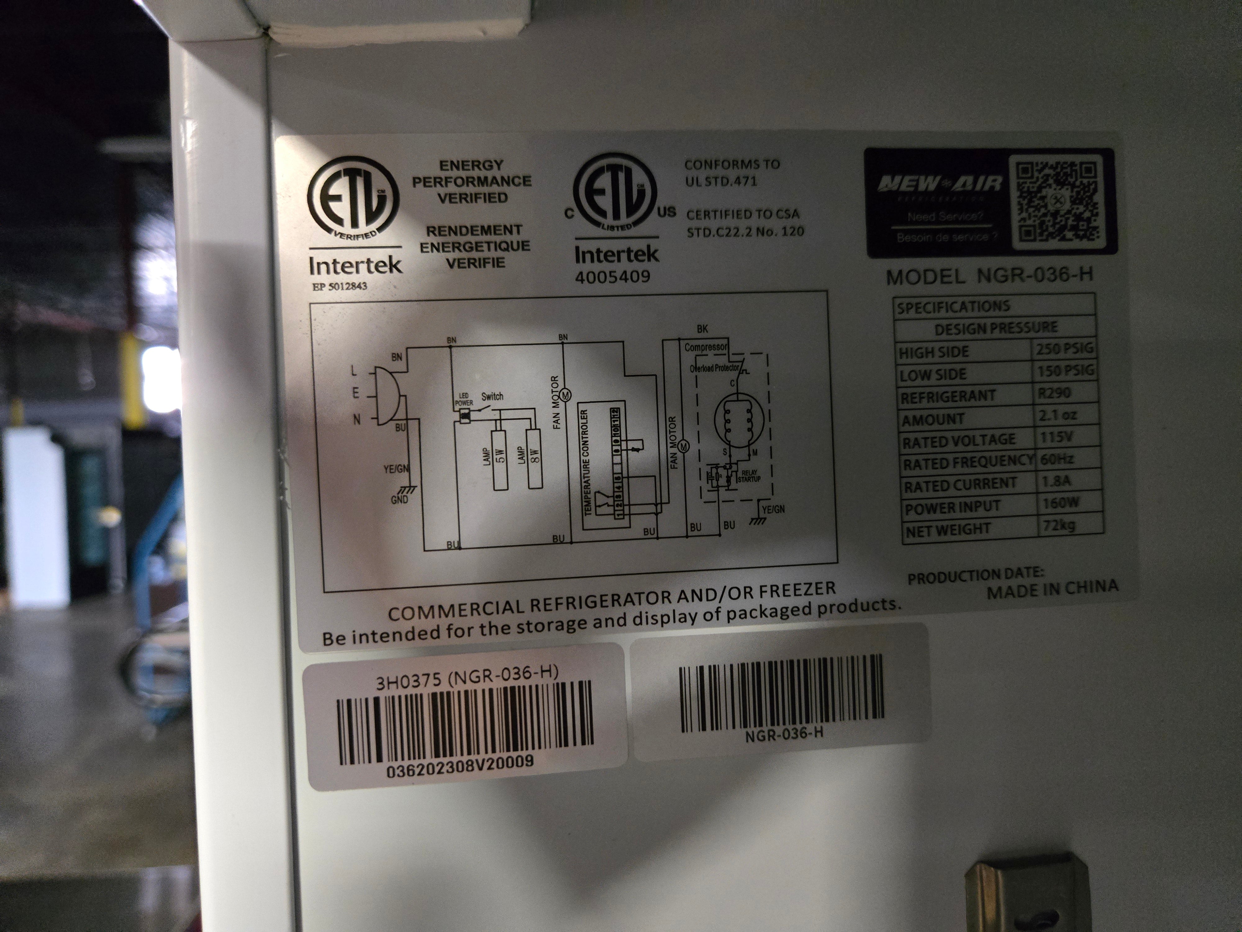 New Air NGR-036-H Glass Door Refrigerator