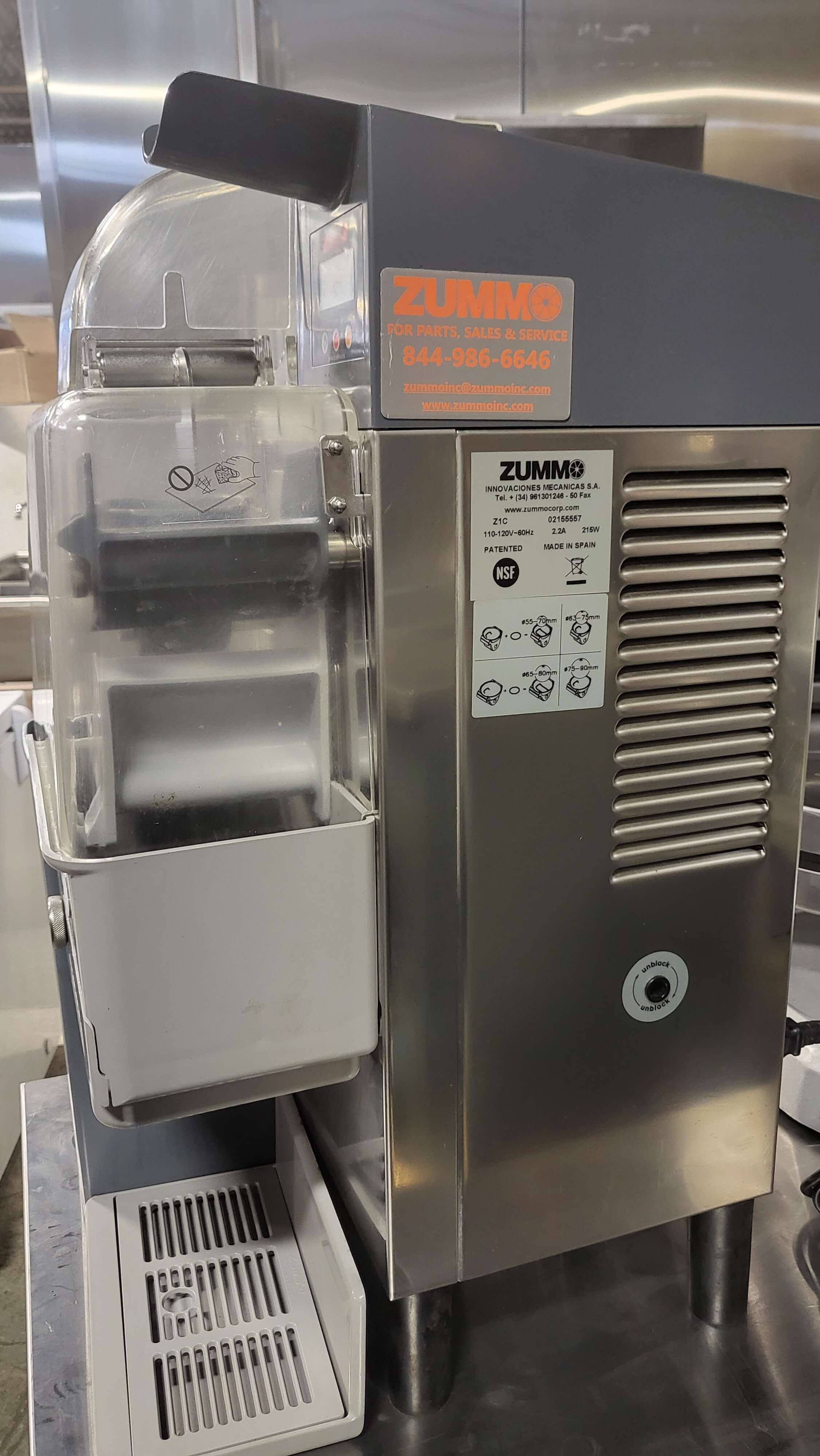 Thumbnail - Zummo Z1C Automatic Juicer (4)
