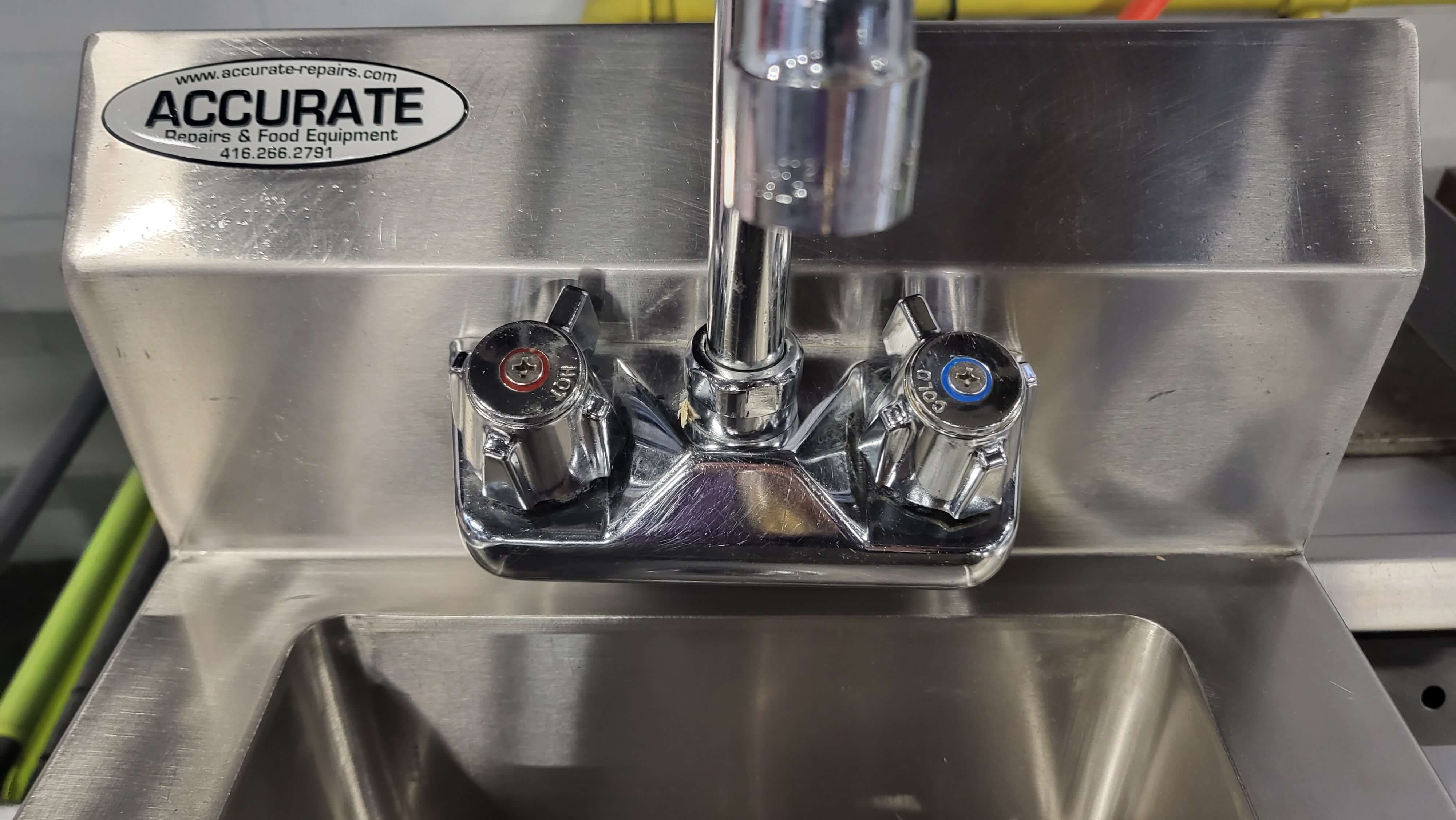 Thumbnail - Hand Sink with Faucet (4)