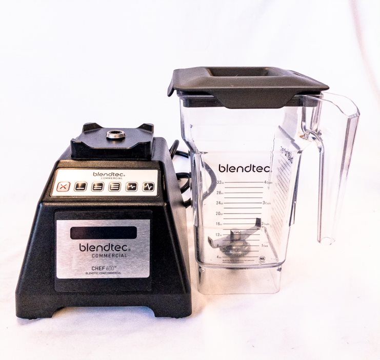 Thumbnail - Blendtec CHEF 600 Blender (4)