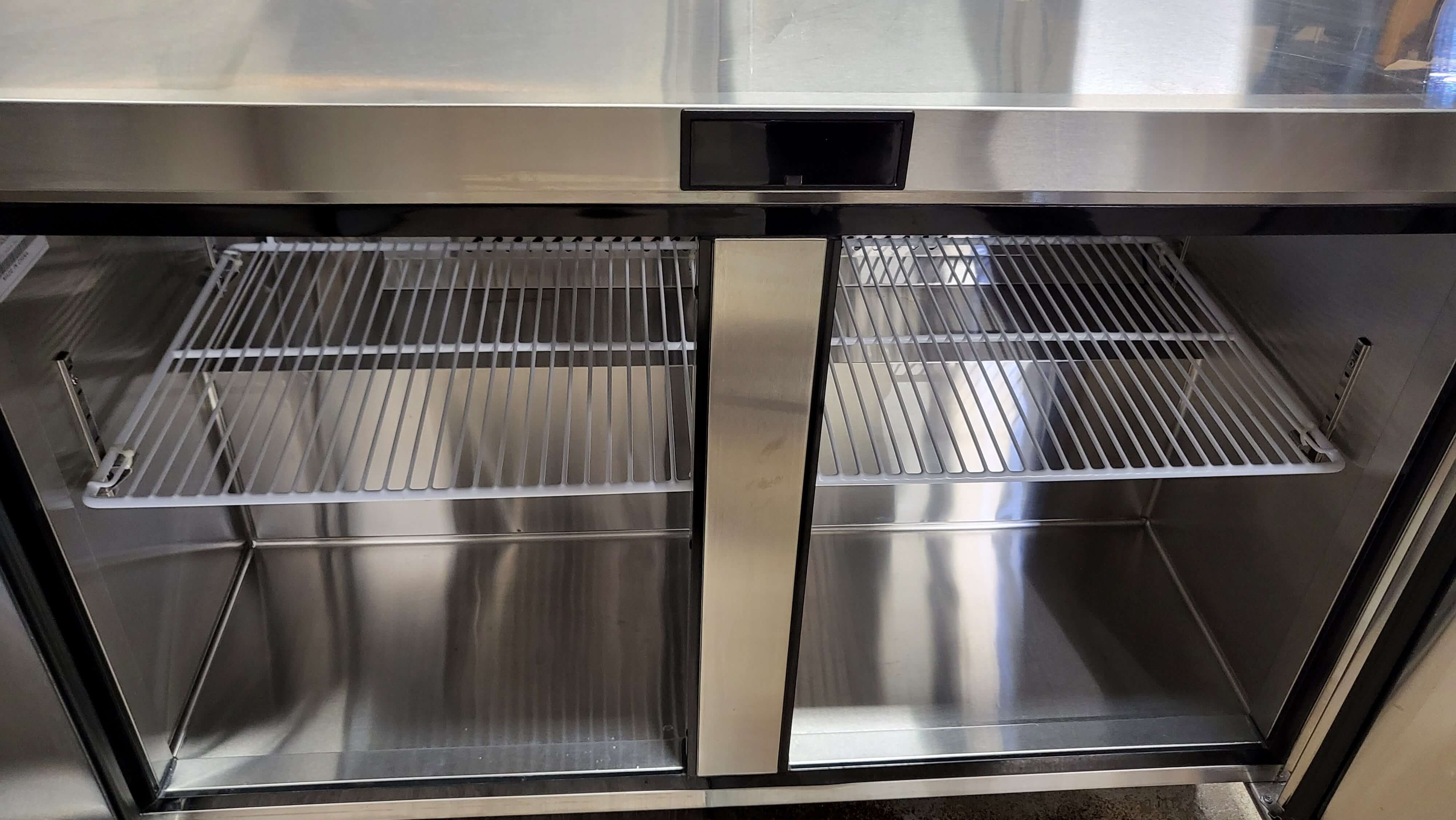 Thumbnail - Atosa MGF8406GR Undercounter Freezer (4)